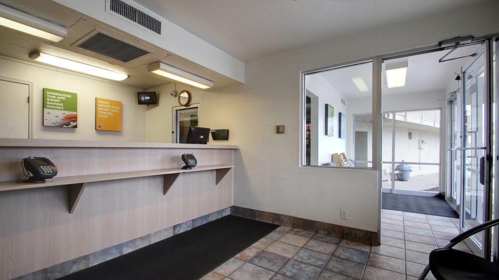 Hotel 6-rock Springs, Wy 2*